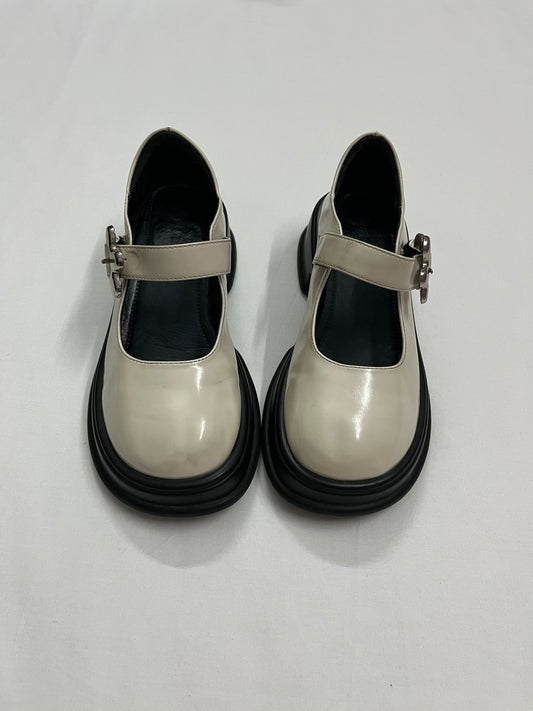 Metallic Flower-Buckle Mary Janes, EU36