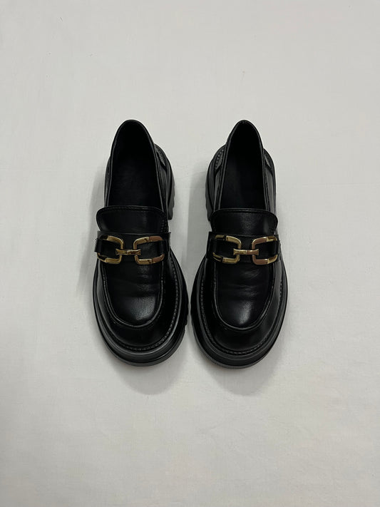 Gotham Chain Platform Loafer, EU37