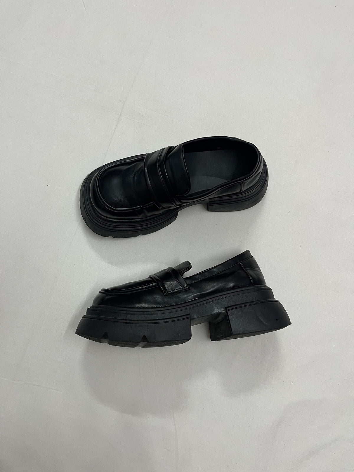 Ultra-Chunky Split Lug Sole Loafers, EU36