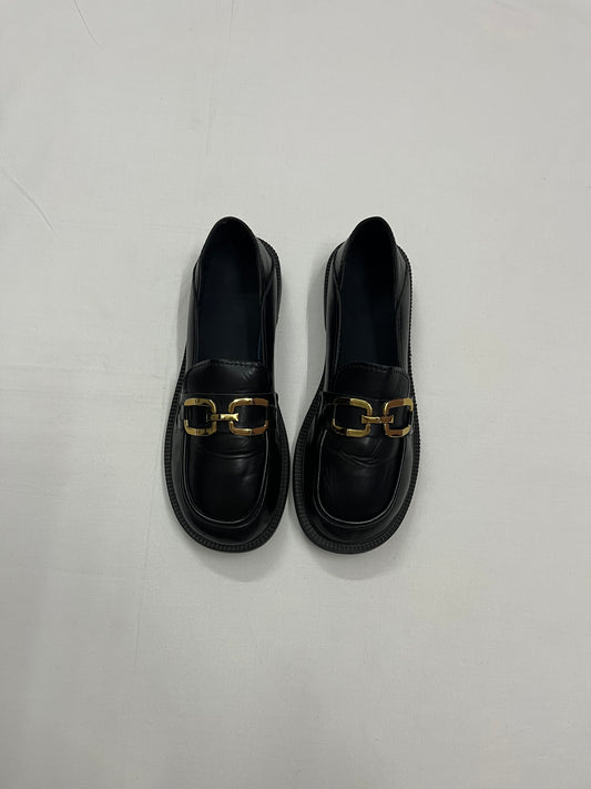 Gold Chain Matte Leather Loafers, EU39