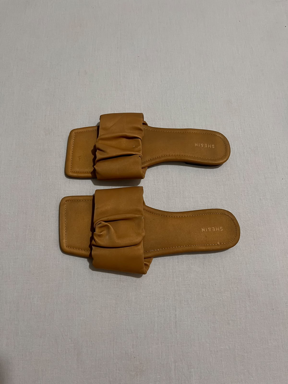 Elegant Ruched Flat Slides