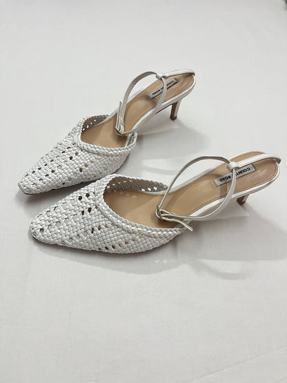 White Woven Leather Ankle-Strap Stiletto Pumps, EU41