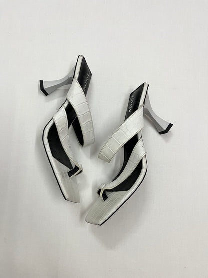 Croc-Embossed Toe-Ring Sculpted Heels, EU41