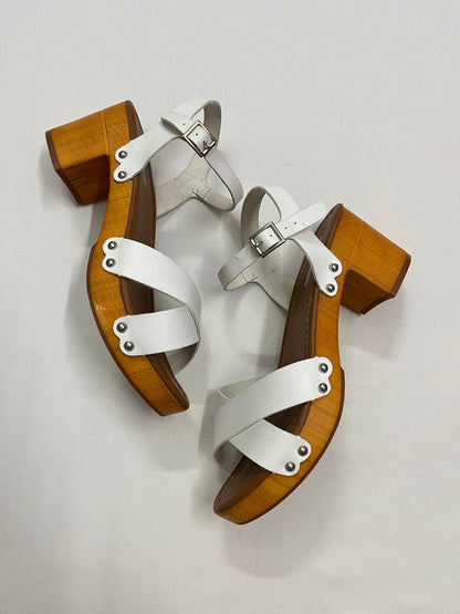Retro Studded Wooden Block Heel, EU40