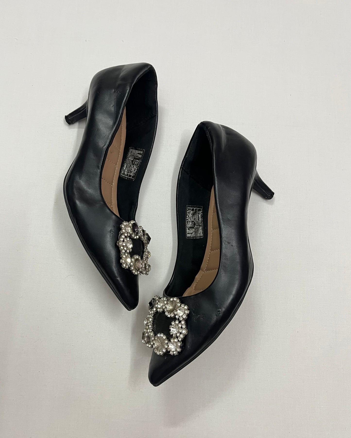 Black Crystal Brooch Pointed Pumps, EU38