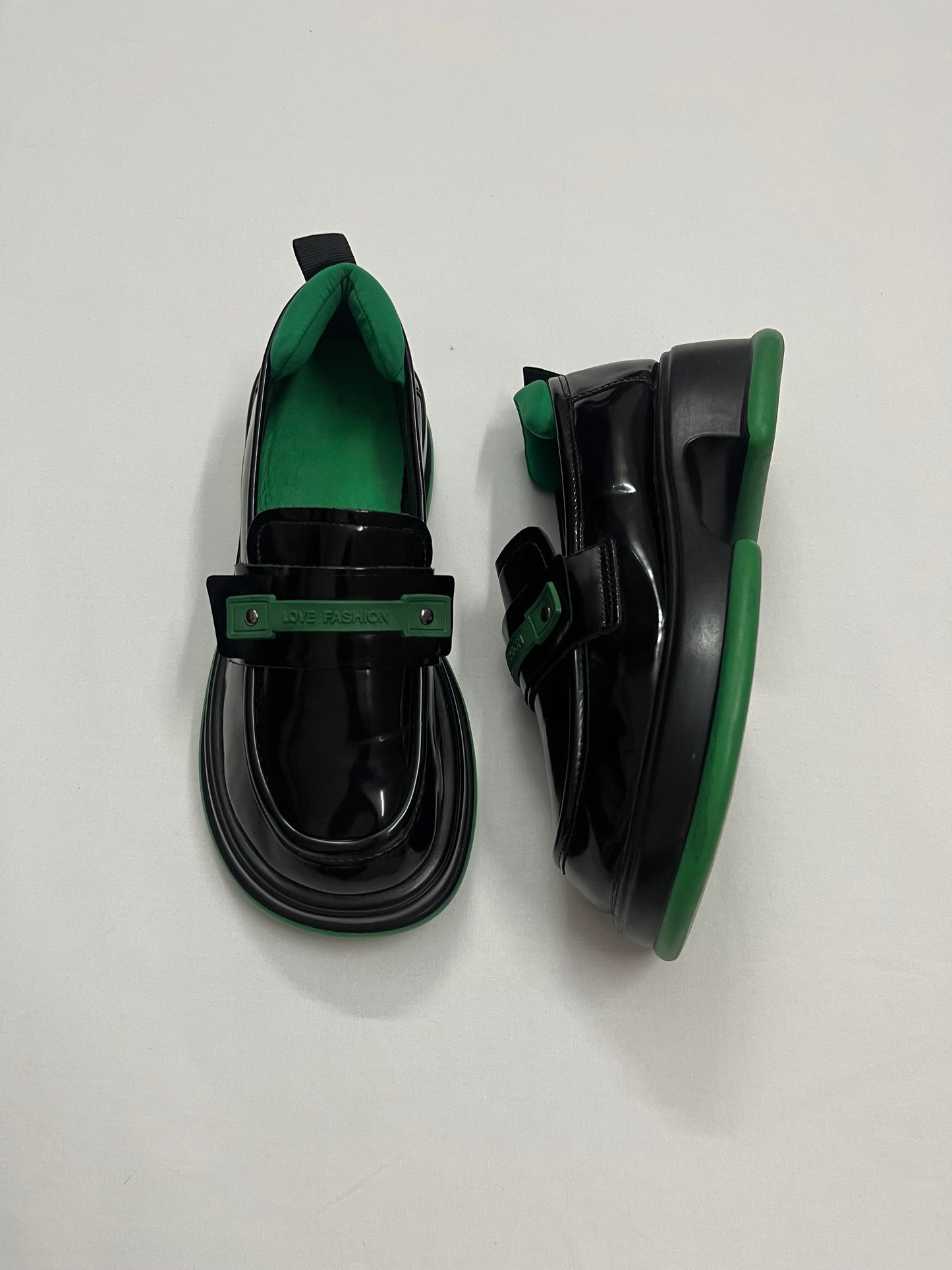 Black & Green Sculpted Platform Loafers, EU36