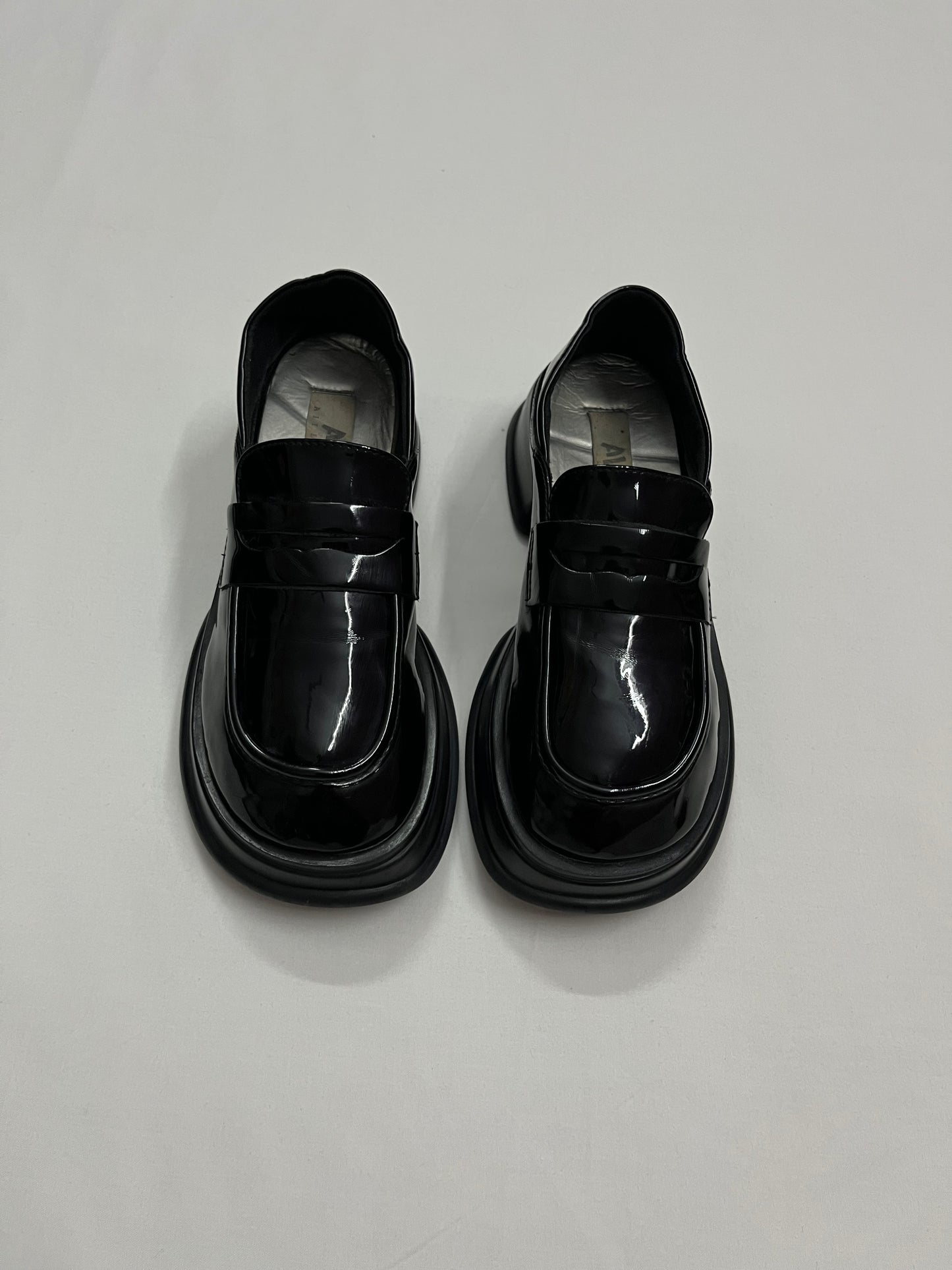 Glossy Sculpted Platform Loafers, EU38