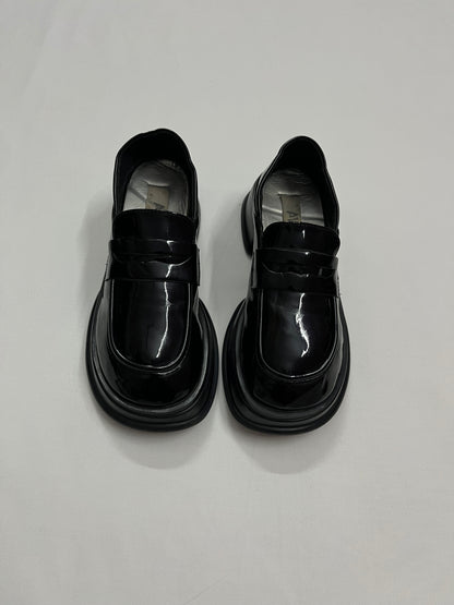Glossy Sculpted Platform Loafers, EU38