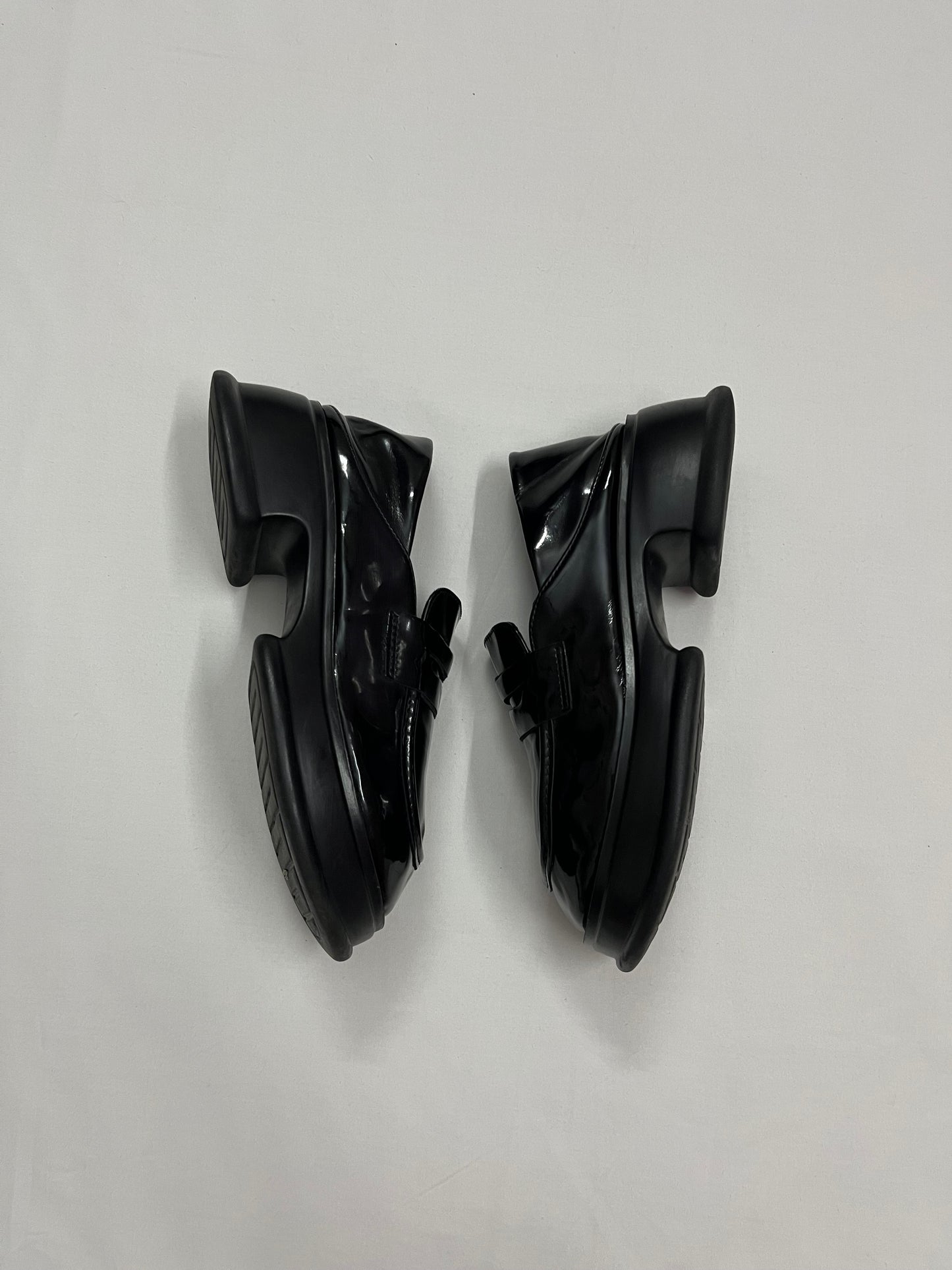 Glossy Sculpted Platform Loafers, EU38