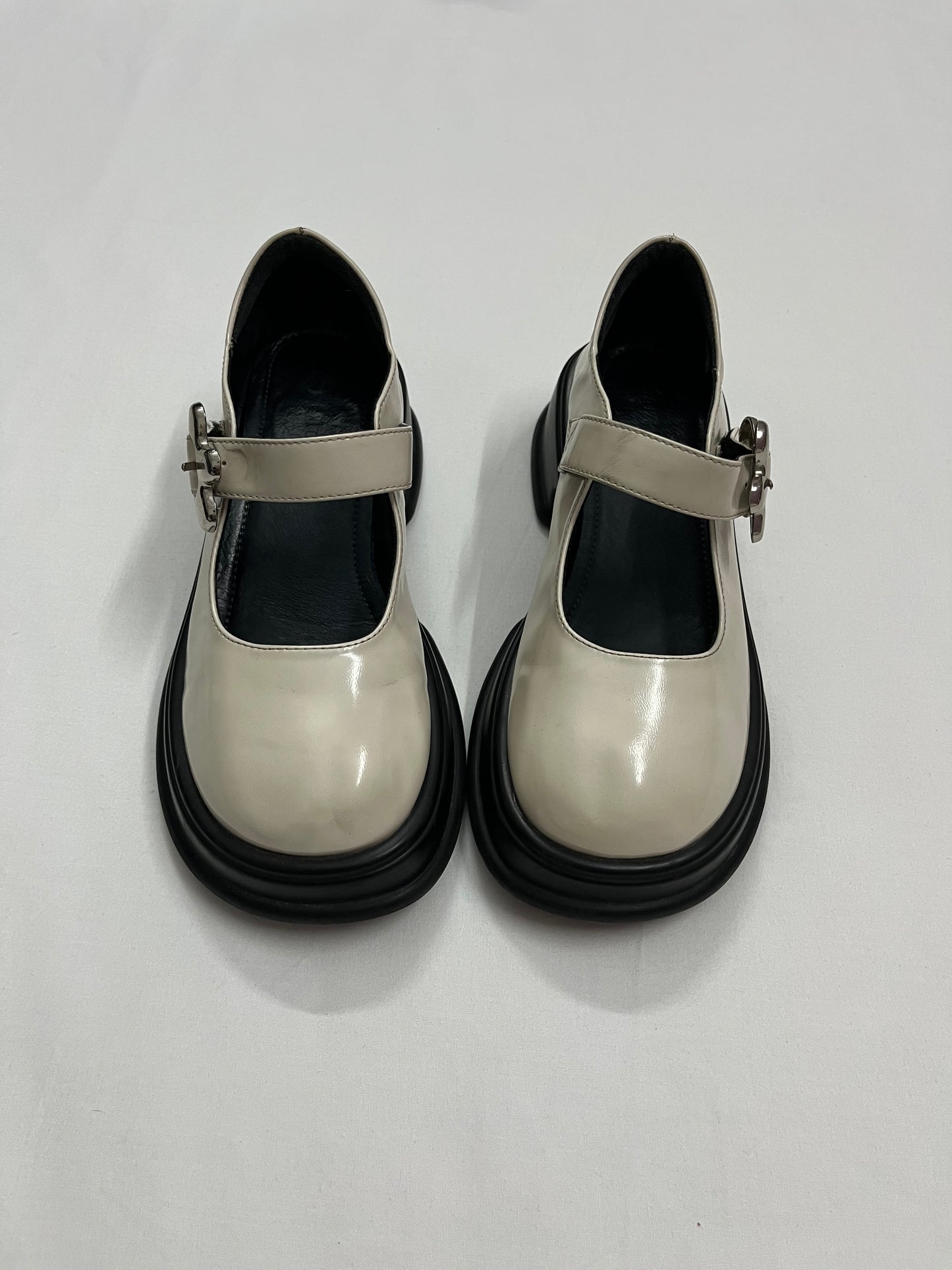 Metallic Flower-Buckle Mary Janes, EU36