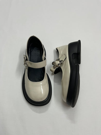 Metallic Flower-Buckle Mary Janes, EU36