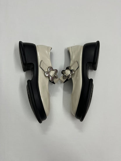 Metallic Flower-Buckle Mary Janes, EU36