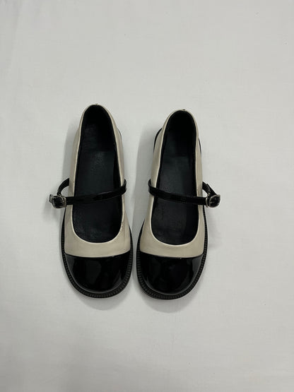 Two-Tone Patent Buckle Mary Janes, EU39