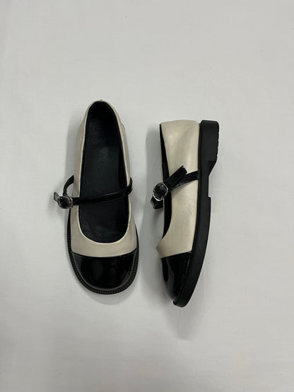 Two-Tone Patent Buckle Mary Janes, EU39