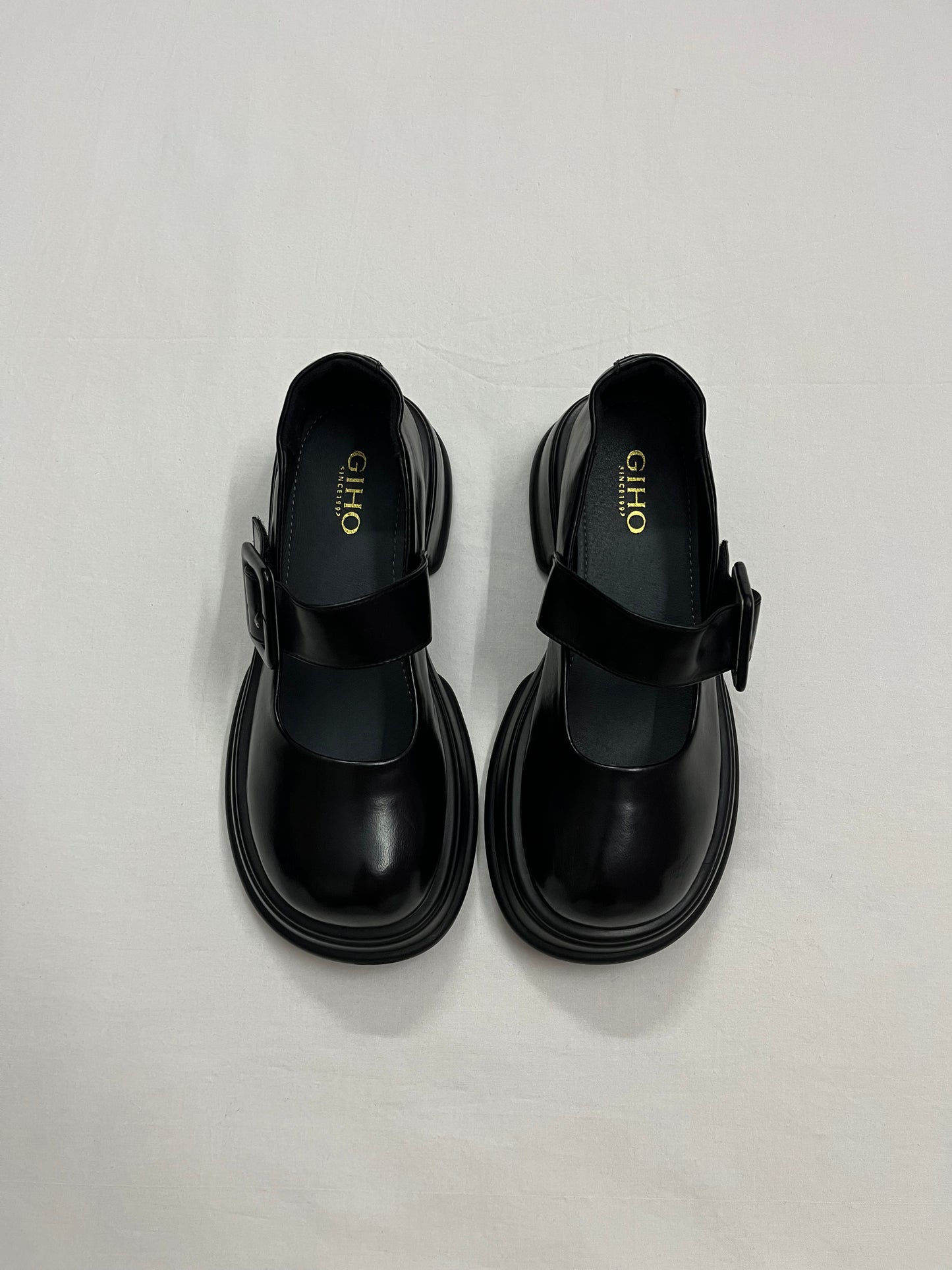Chunky Buckle Arch Mary Janes, EU38