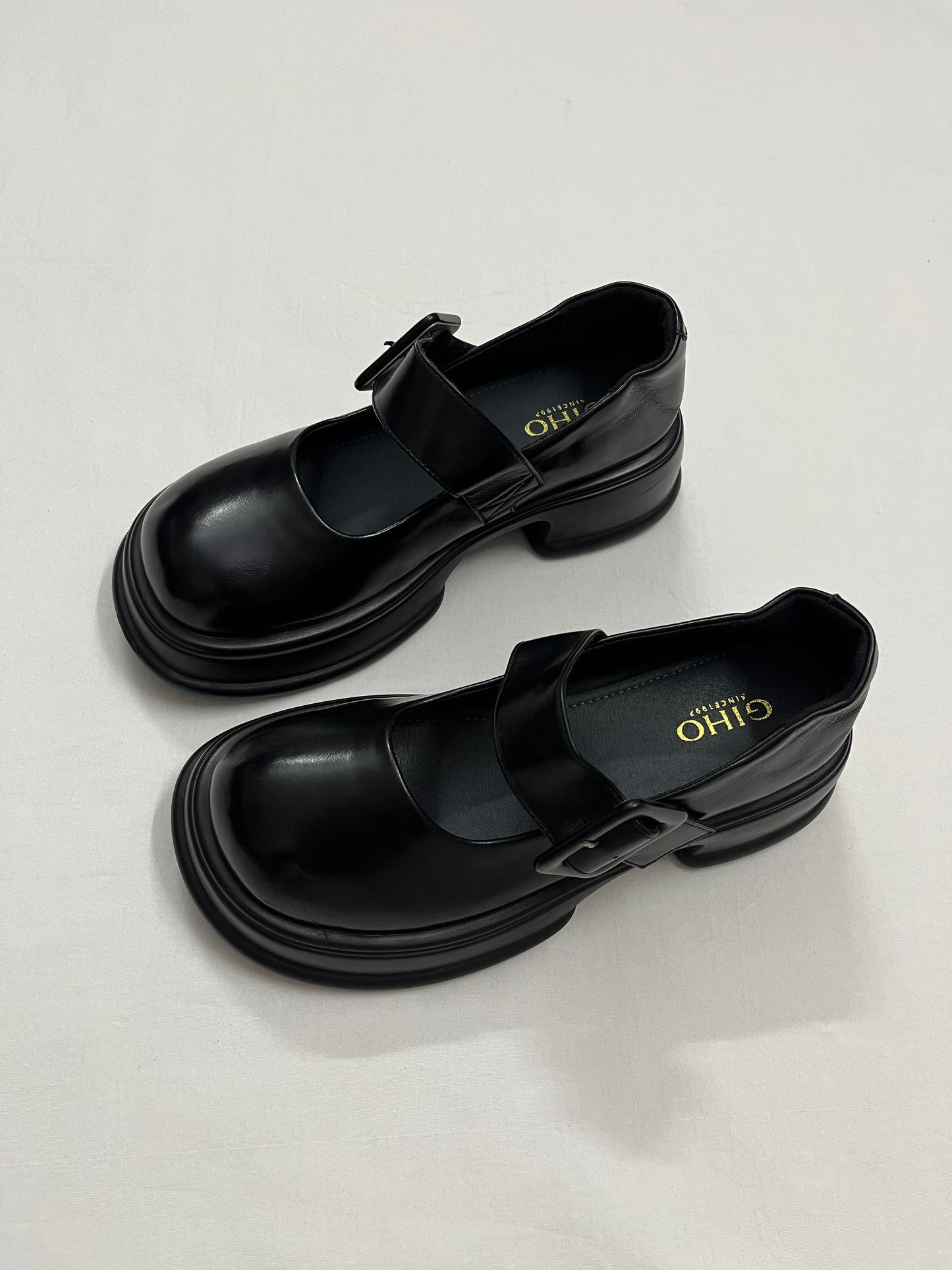 Chunky Buckle Arch Mary Janes, EU38