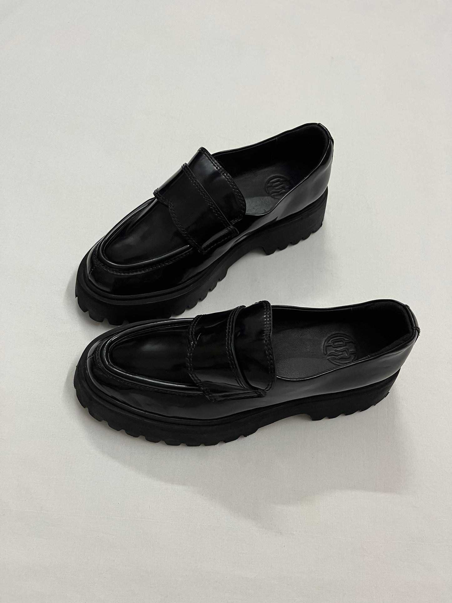 The Onyx Chunky Penny Loafer, EU37