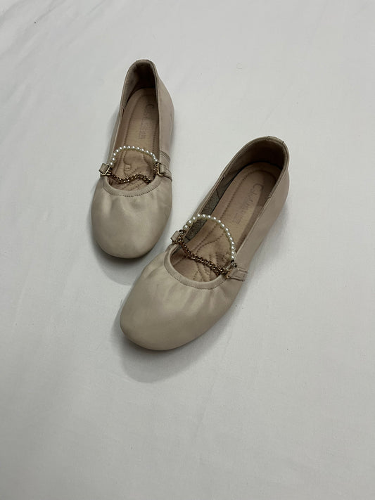 Leather Pearl Accent Ballet Pumps, EU37