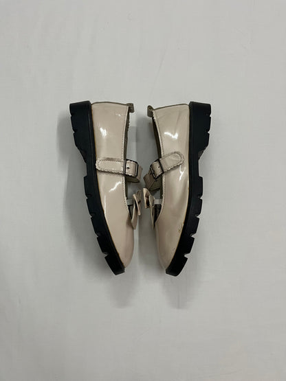 Bow Patent Mary Janes, EU42