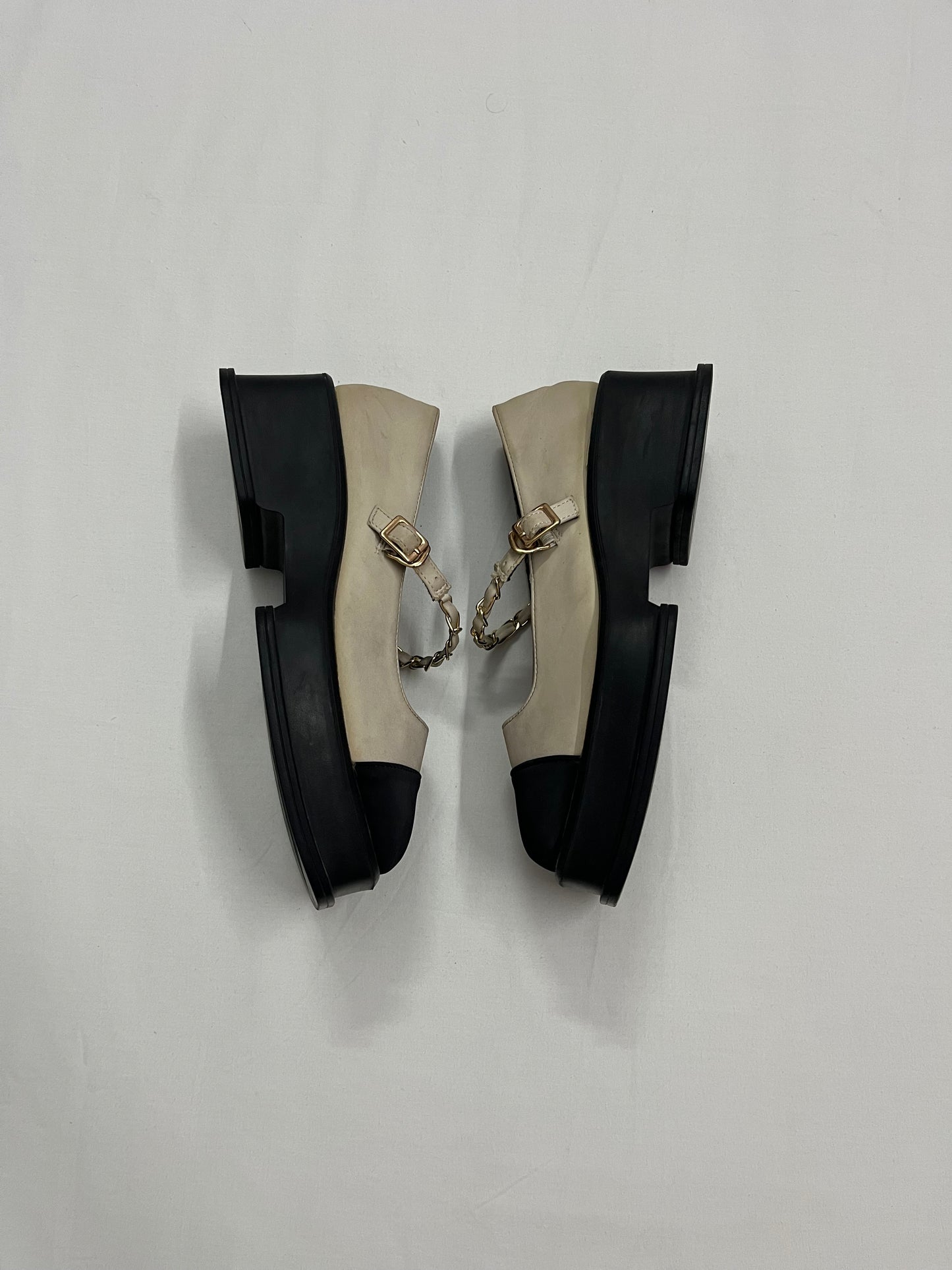 Two-Tone Mary Janes, EU35