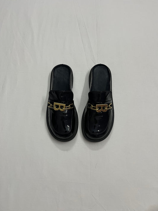 Gold-Chain Mule Loafers, EU38