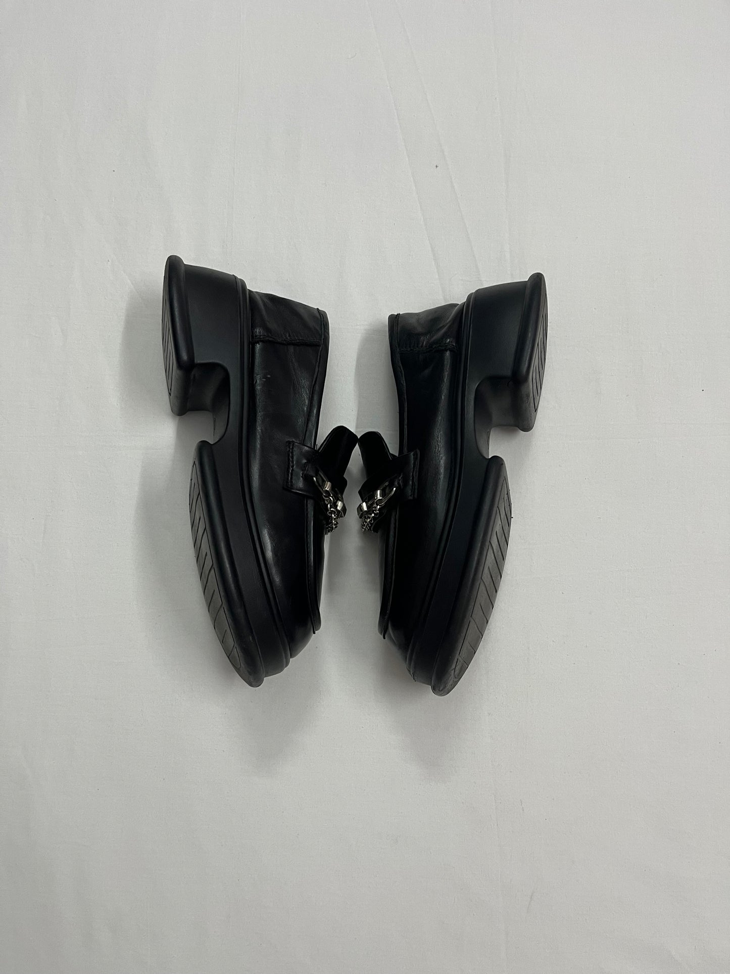 Layered Silver Chain Matte Loafers, EU37