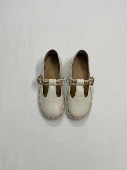 Low-Heel T-Strap Mary Janes, EU38