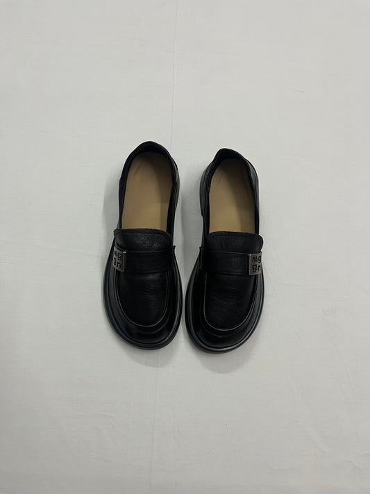 Textured Matte Loafers, EU38