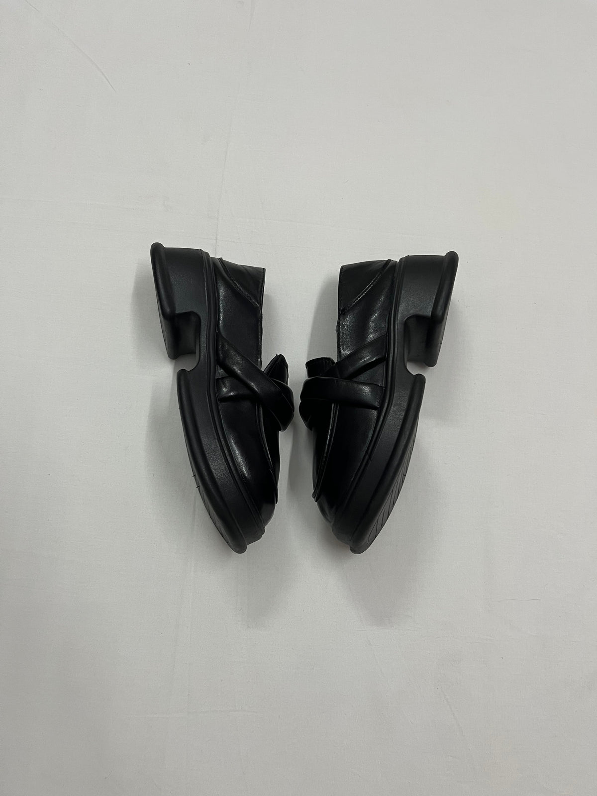 Sculpted Padded Chunky Loafers, EU36
