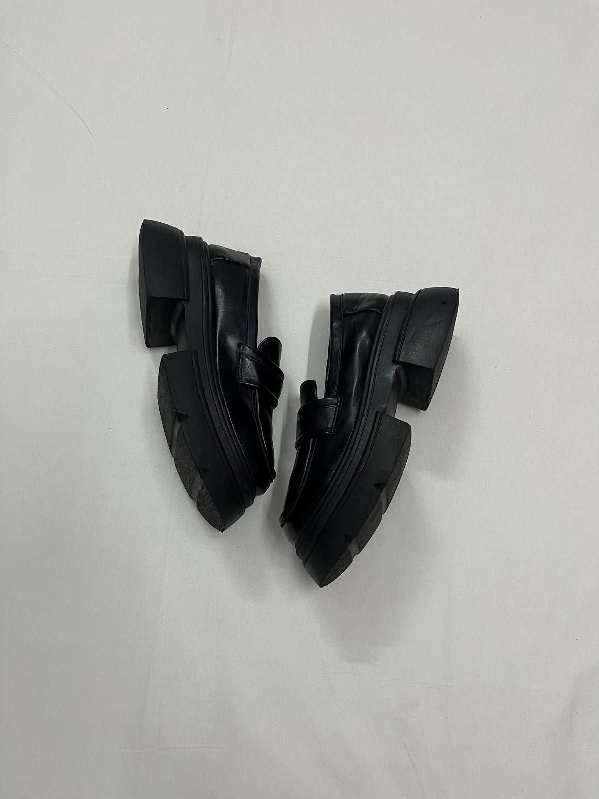 Ultra-Chunky Split Lug Sole Loafers, EU36