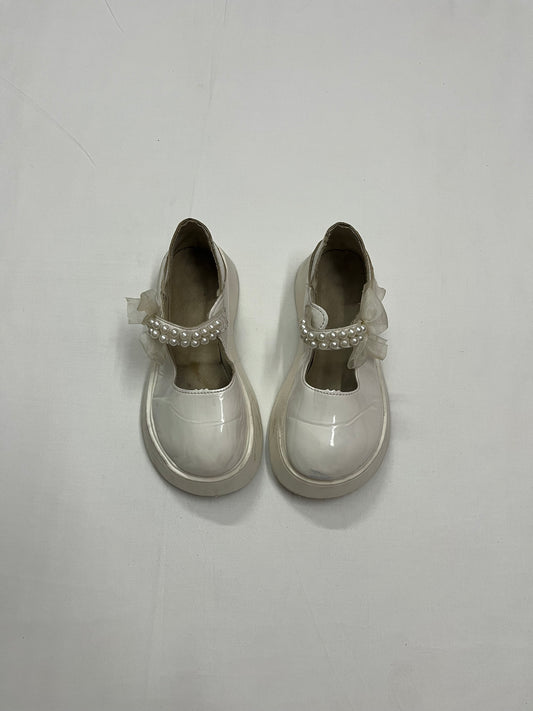 Pearl & Bow Platform Mary Janes, EU37