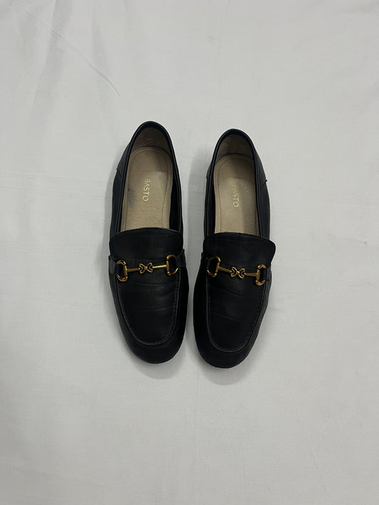 Classic Black Leather Loafers, EU38