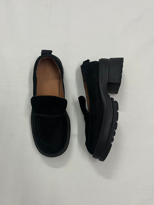 Matte Lug Sole Suede Loafers, EU36