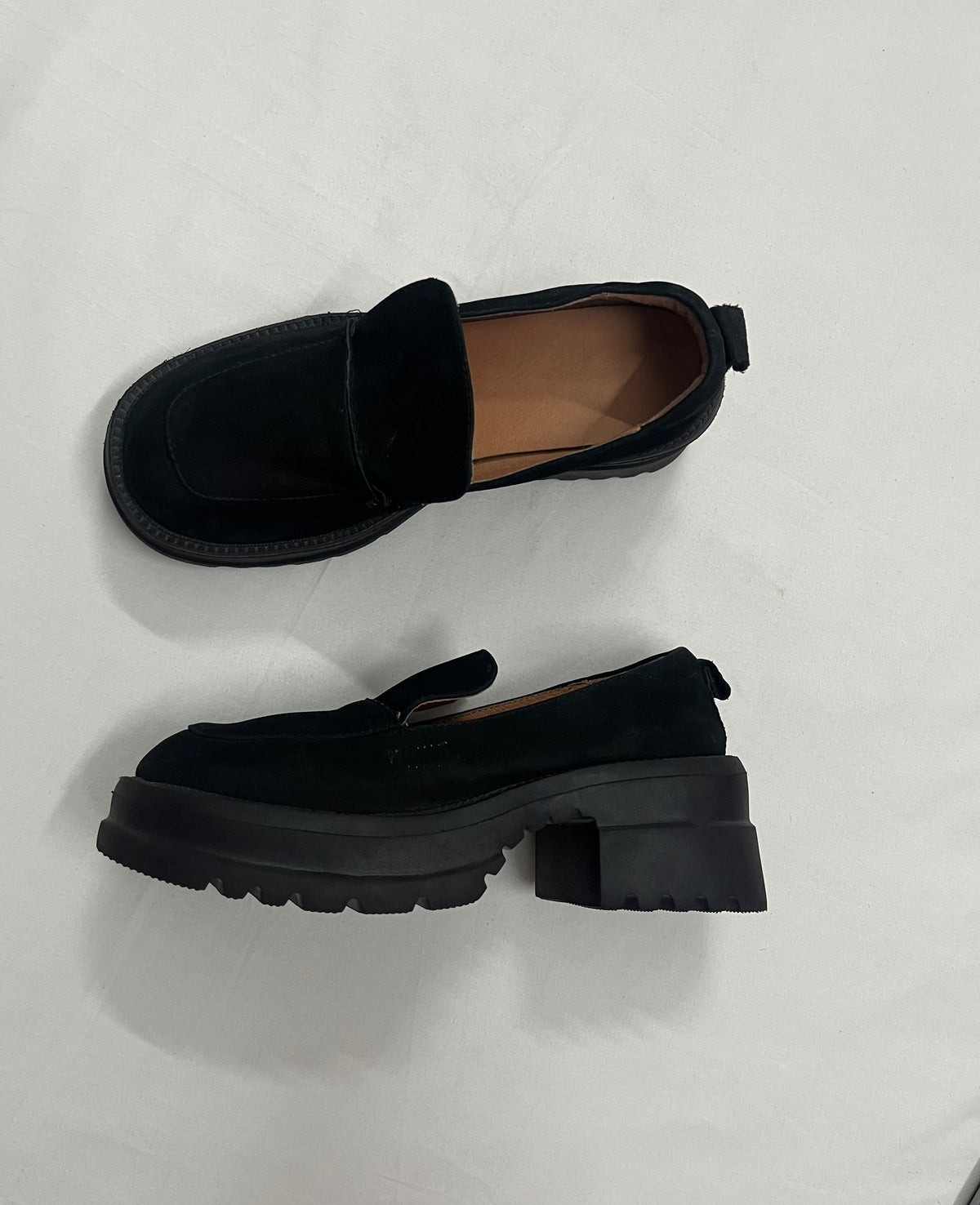 Matte Lug Sole Suede Loafers, EU36